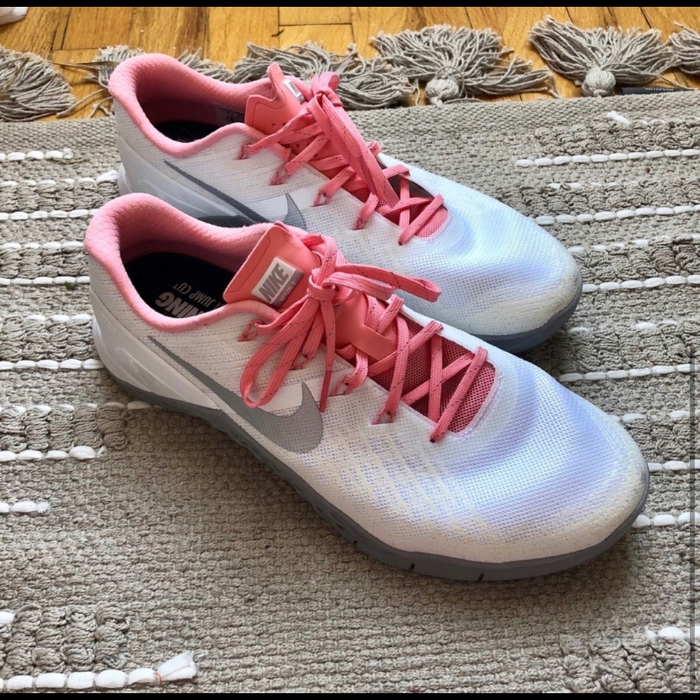 💫GENTLY USED💫 Nike Metcon 3 Training Shoes
